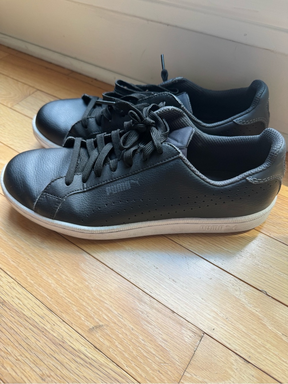 Puma Men’s Black Low-Top Sneakers with White Sole
